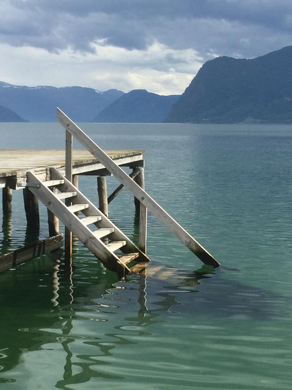 Leikanger Fjordhotel - Unike Hoteller Екстериор снимка
