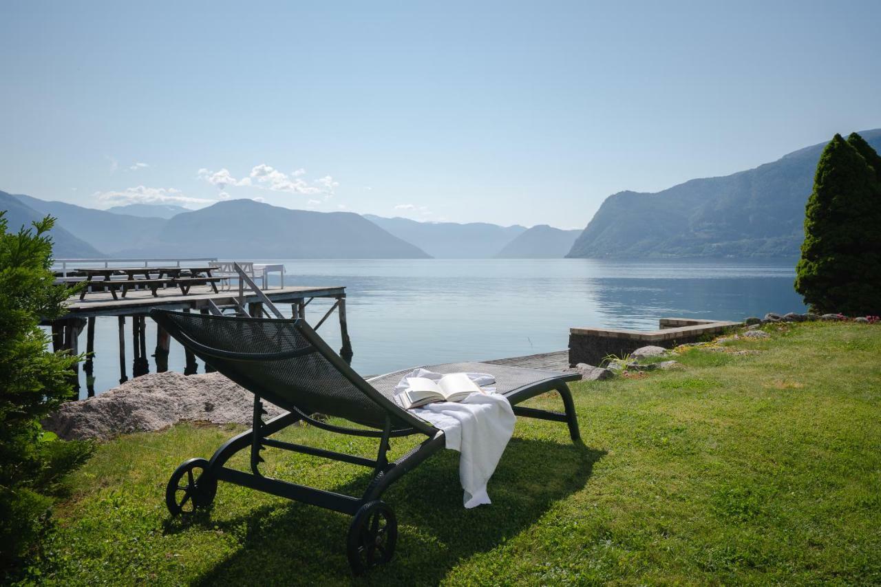 Leikanger Fjordhotel - Unike Hoteller Екстериор снимка