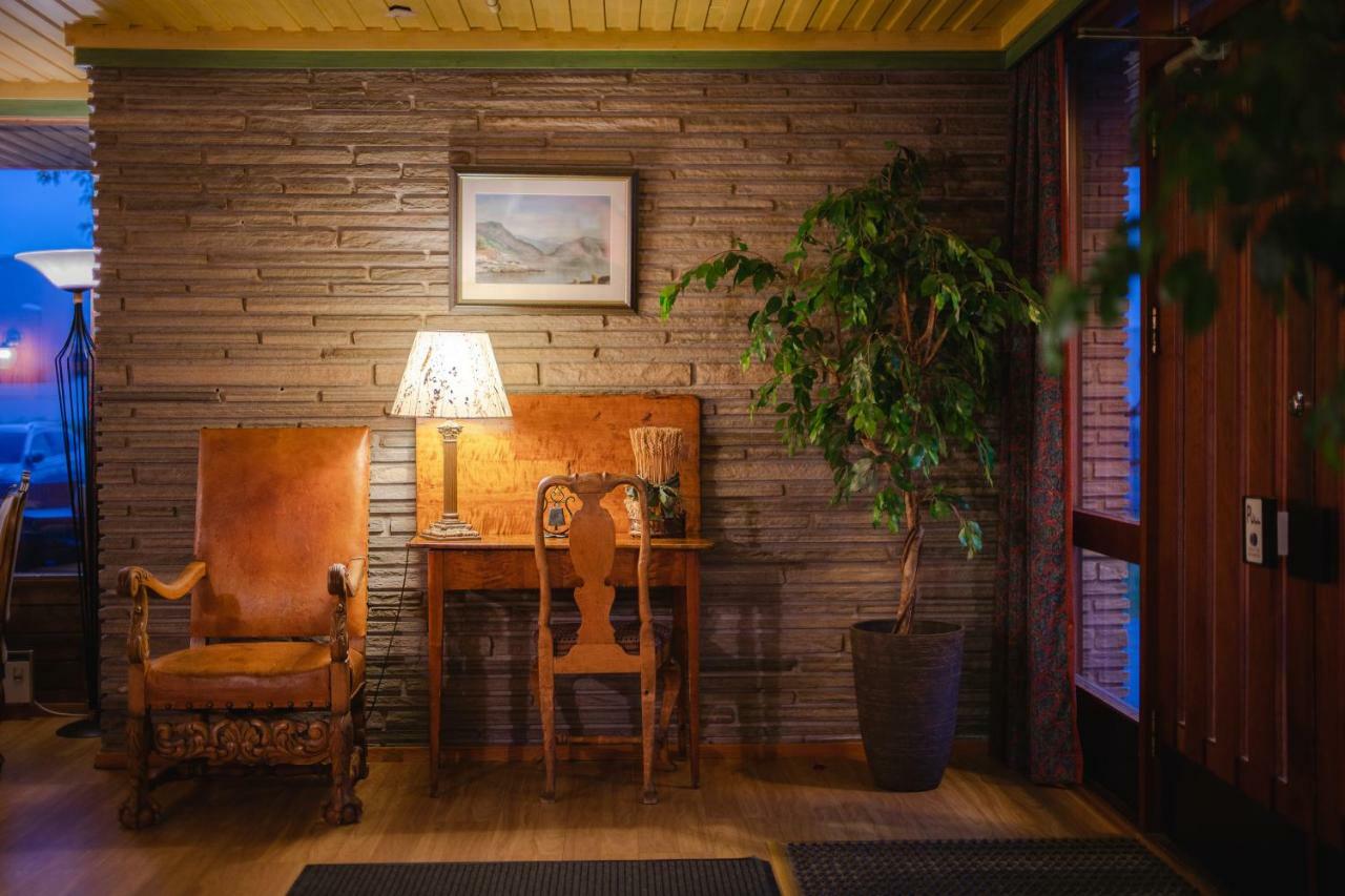 Leikanger Fjordhotel - Unike Hoteller Екстериор снимка